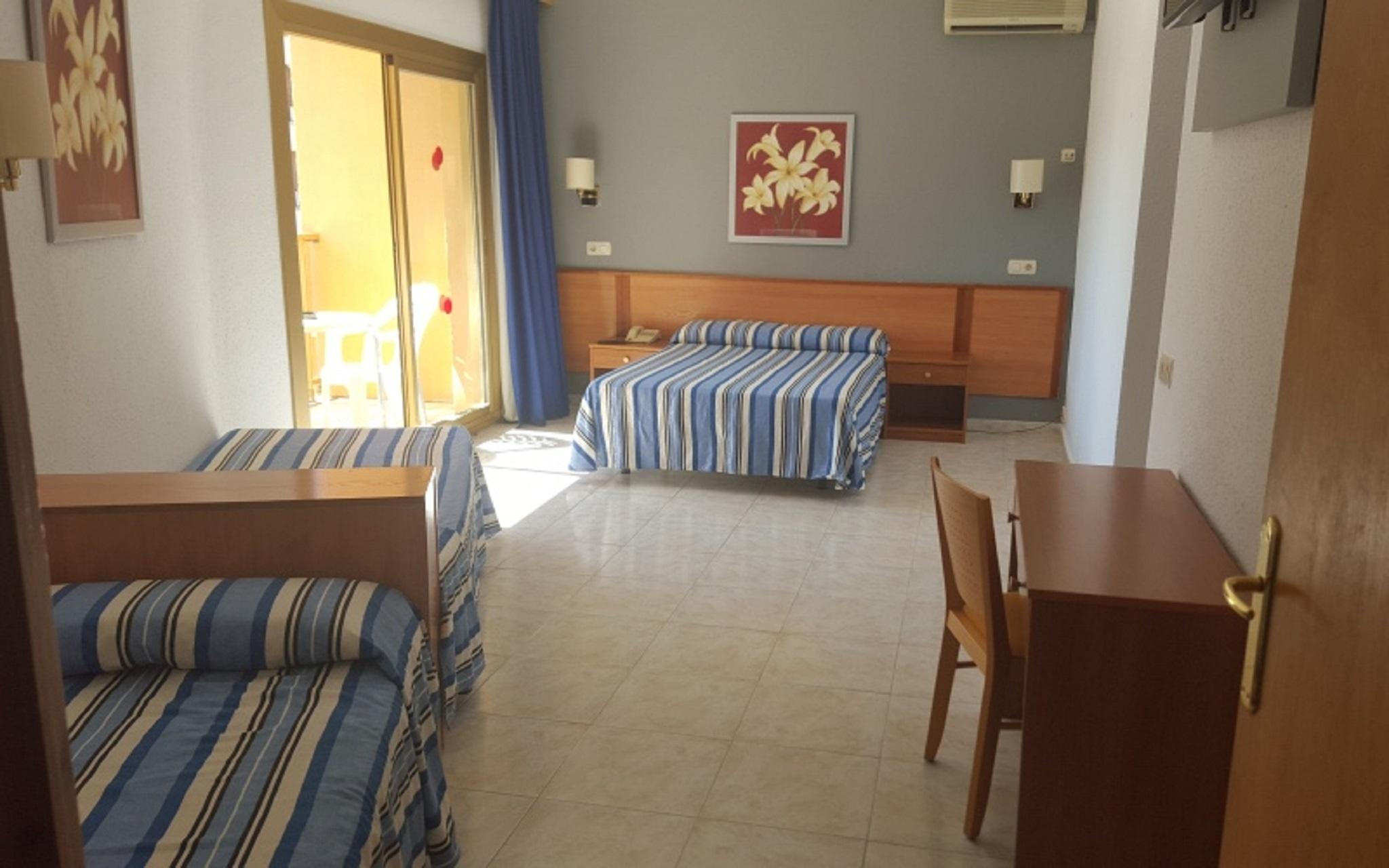 Hotel Bon Repos Calella Exterior photo