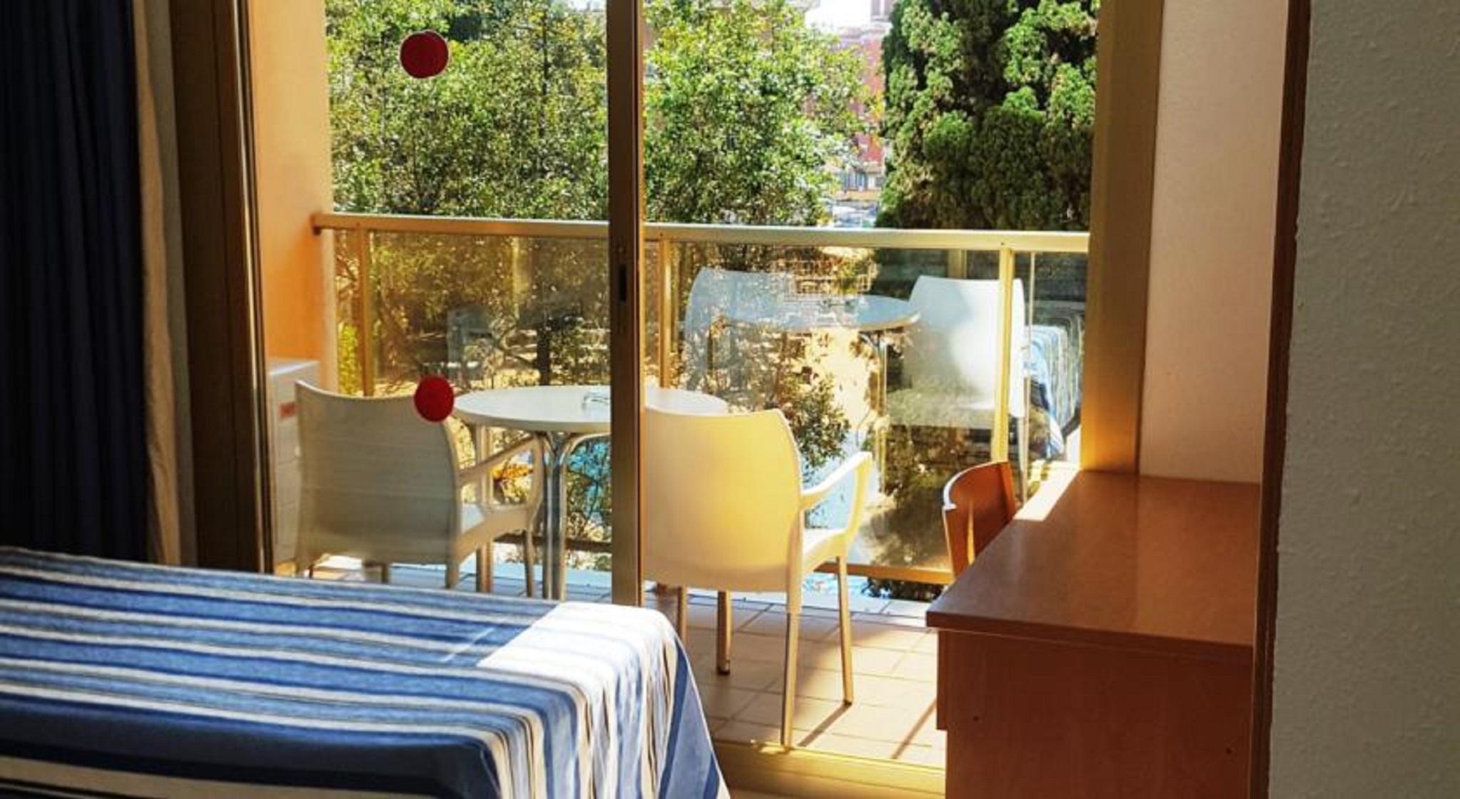 Hotel Bon Repos Calella Exterior photo
