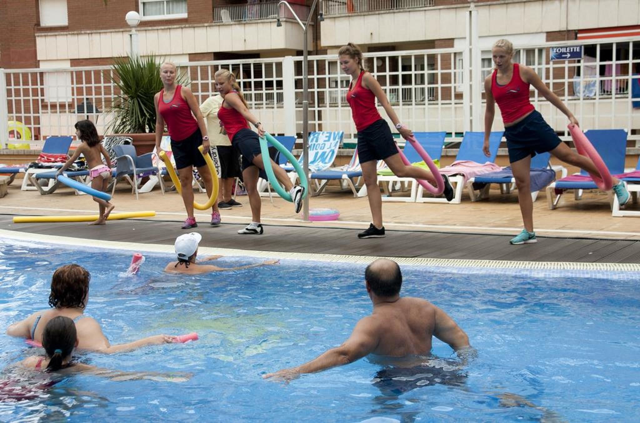 Hotel Bon Repos Calella Exterior photo