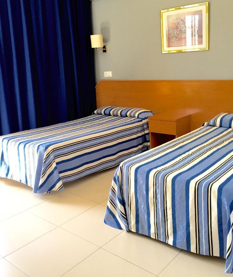 Hotel Bon Repos Calella Room photo