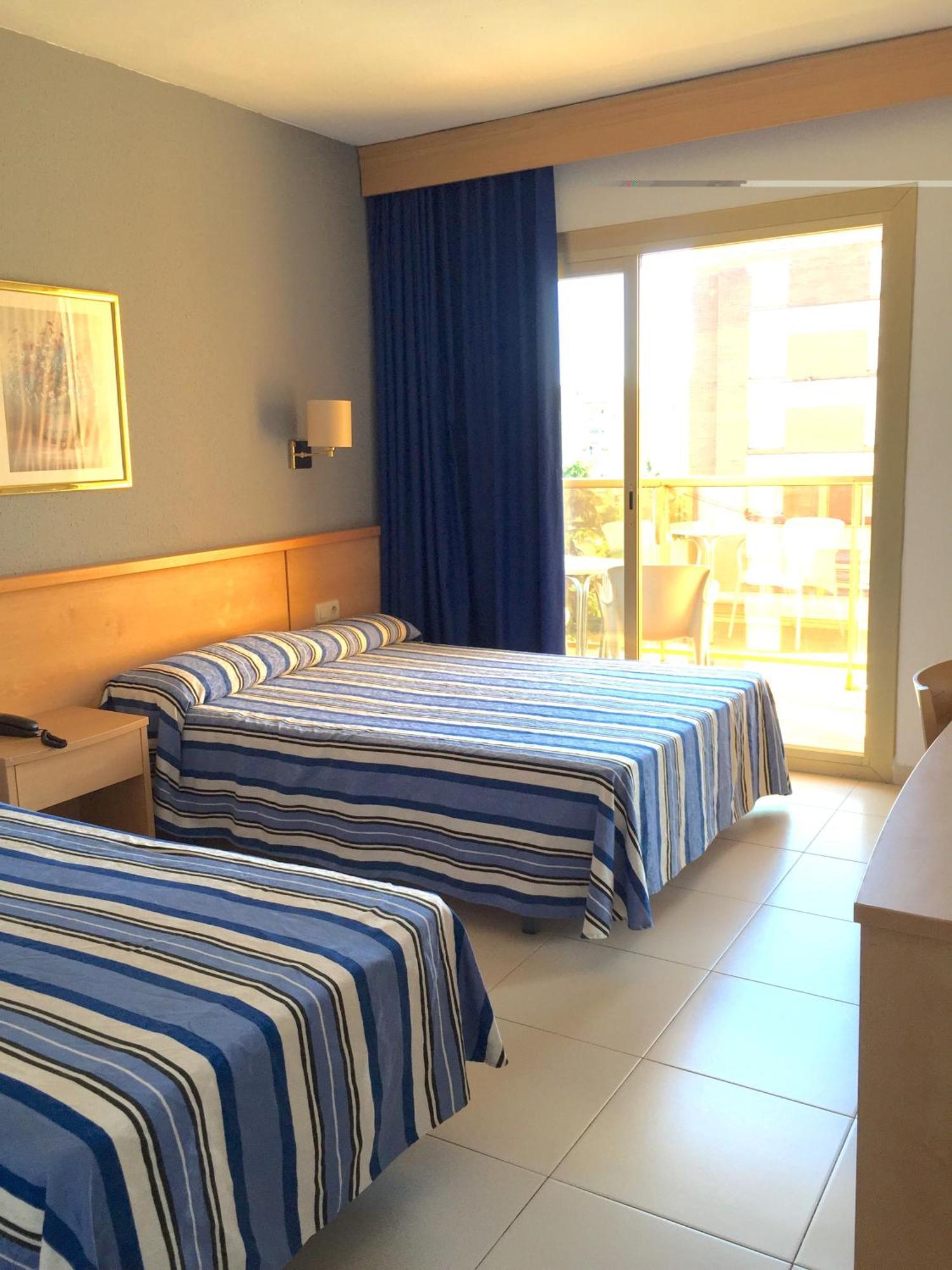 Hotel Bon Repos Calella Room photo